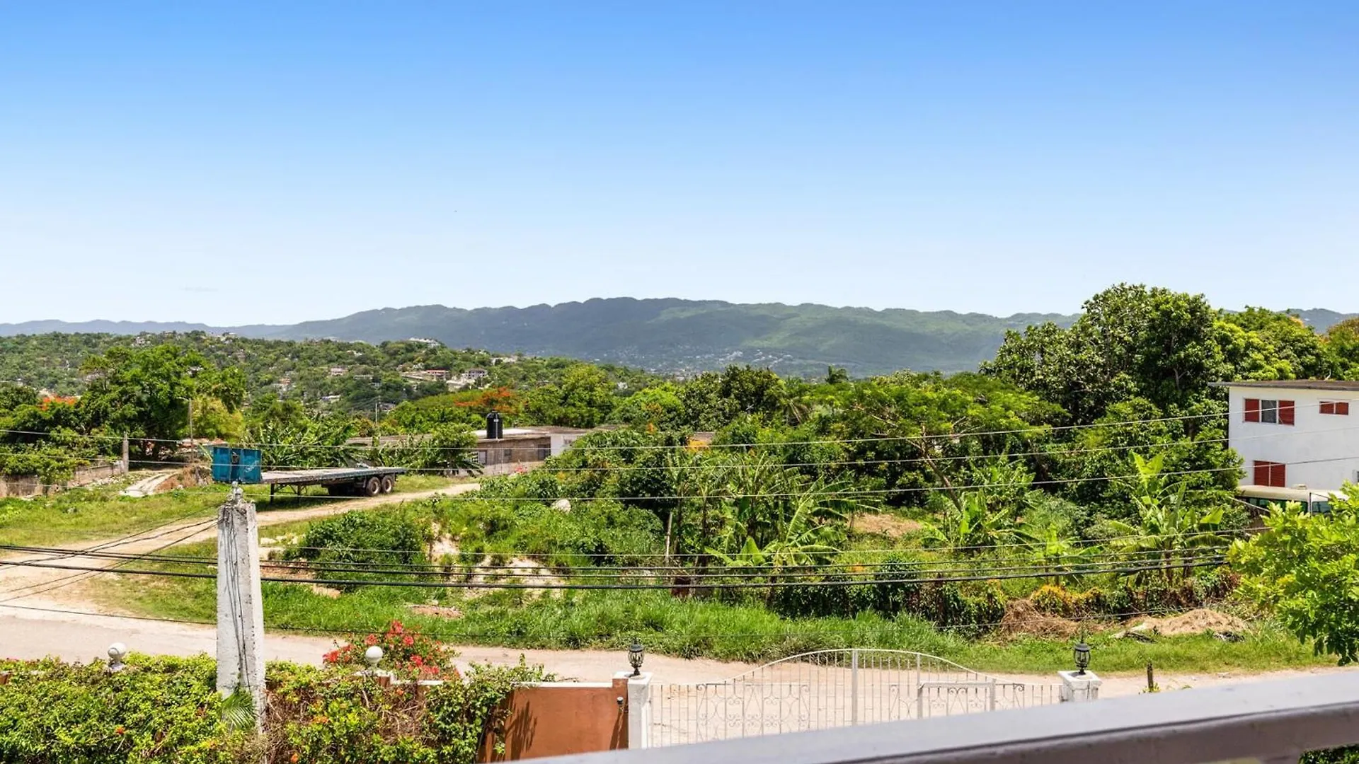 Yanceylargo-6Br Two-Story Estate With Mountain Views Villa Montego Bay